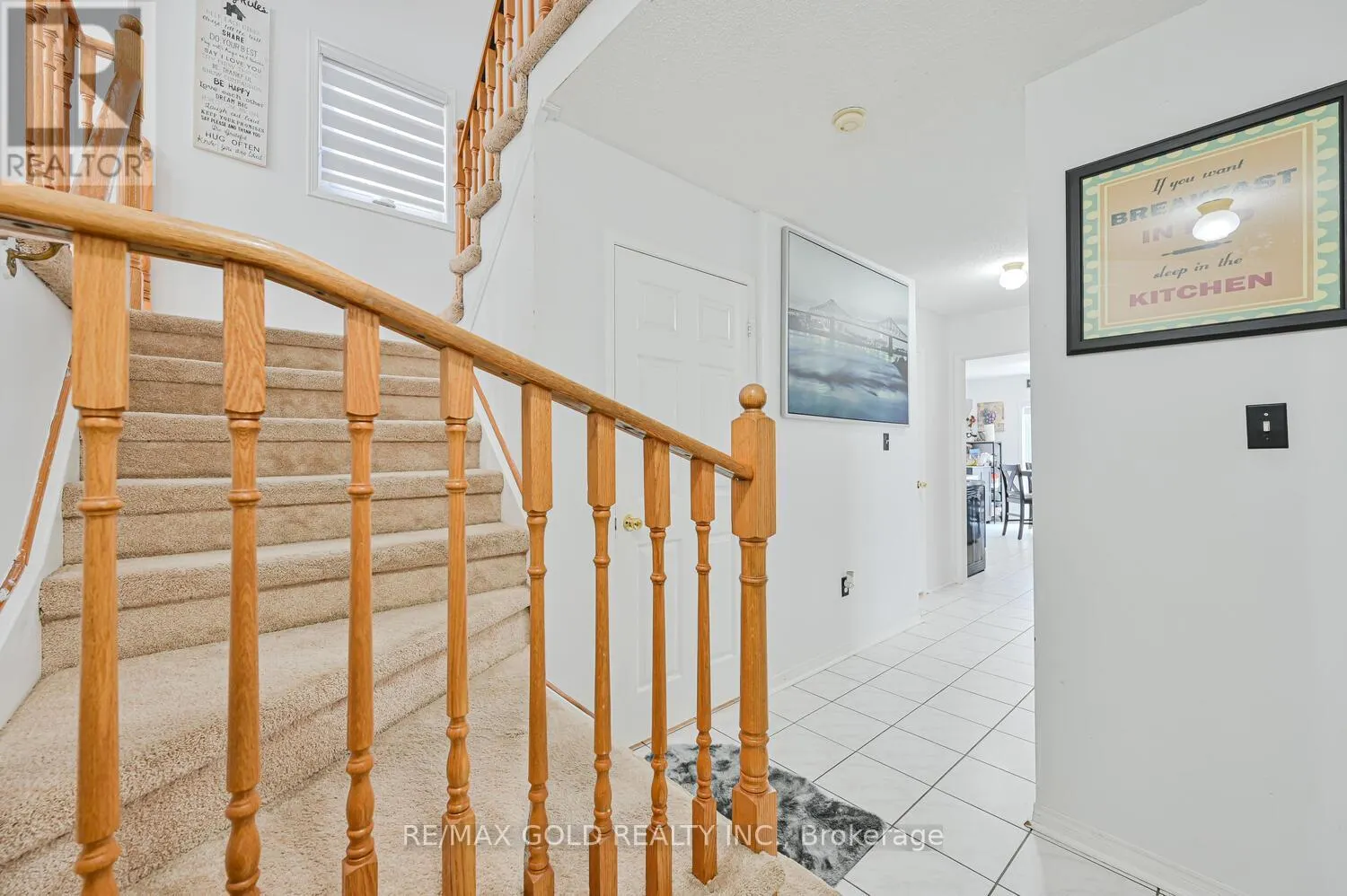 122 WHITE TAIL CRESCENT