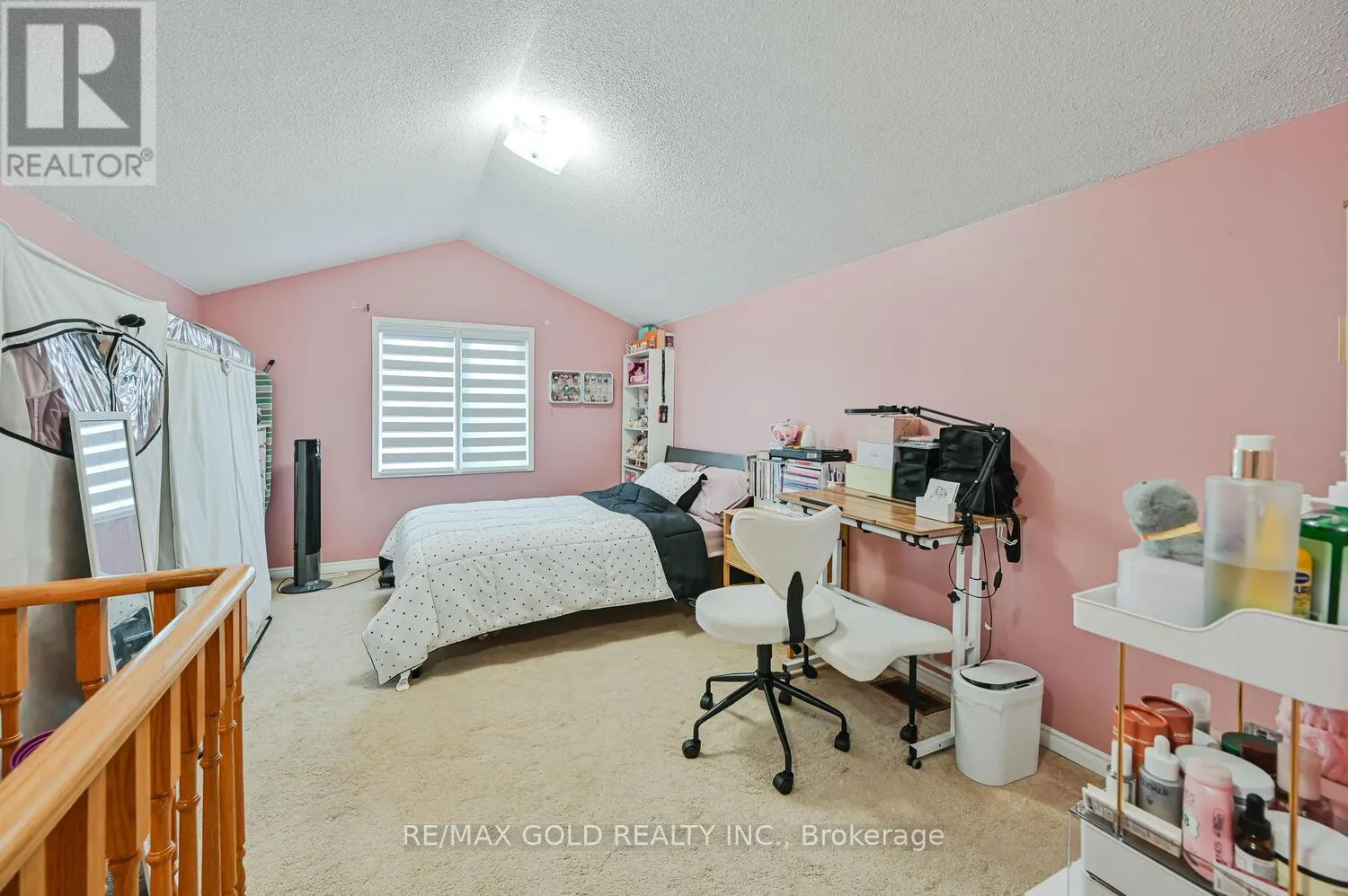 122 WHITE TAIL CRESCENT