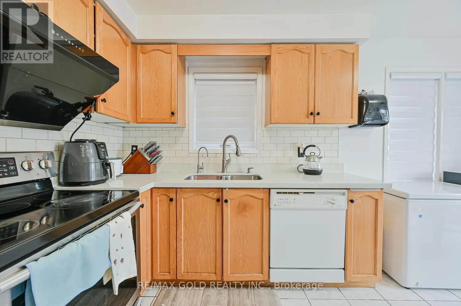 122 WHITE TAIL CRESCENT