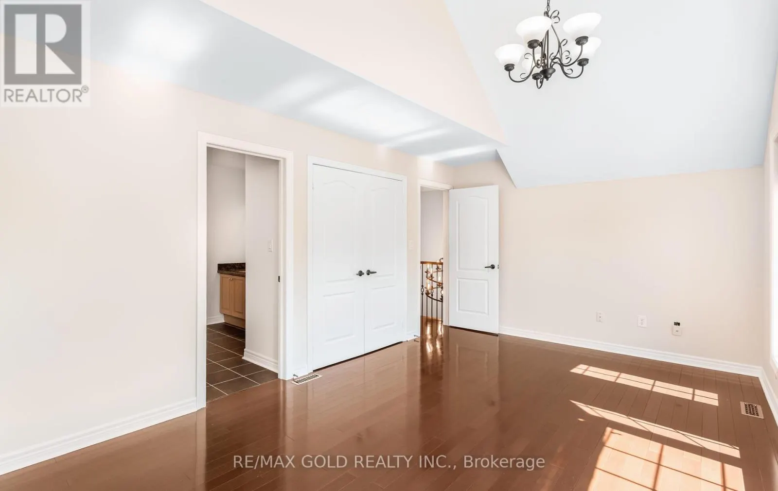 3129 GLADISH GROVE
