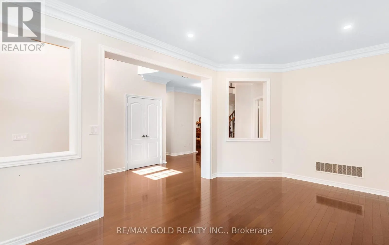 3129 GLADISH GROVE