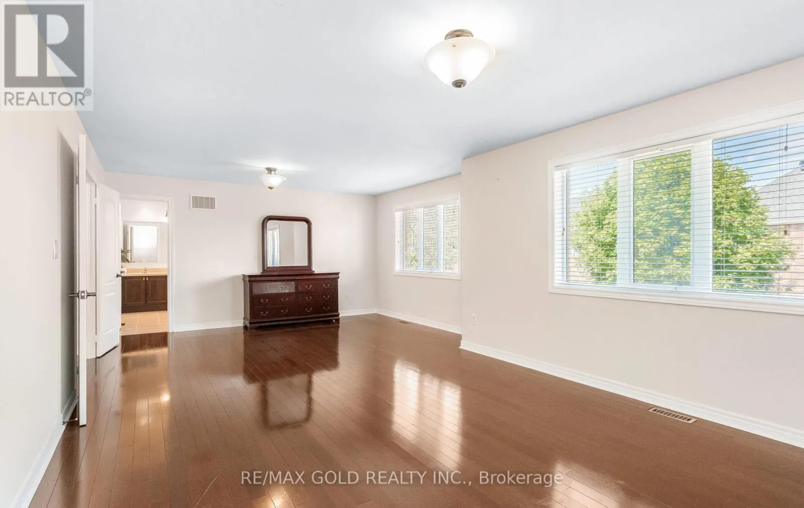3129 GLADISH GROVE