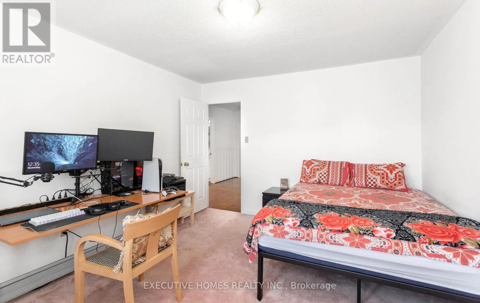 5489 GLEN ERIN DRIVE