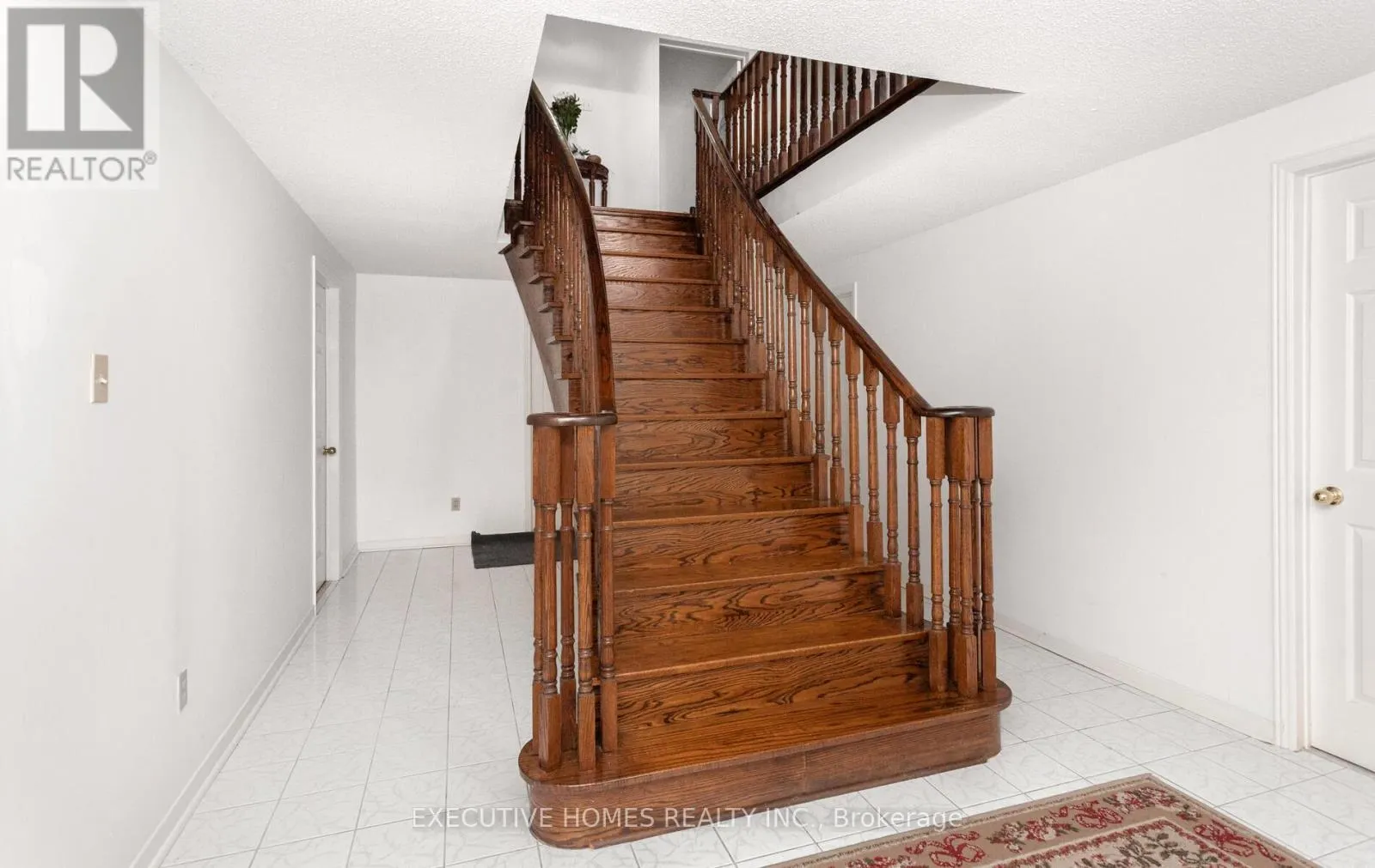 5489 GLEN ERIN DRIVE