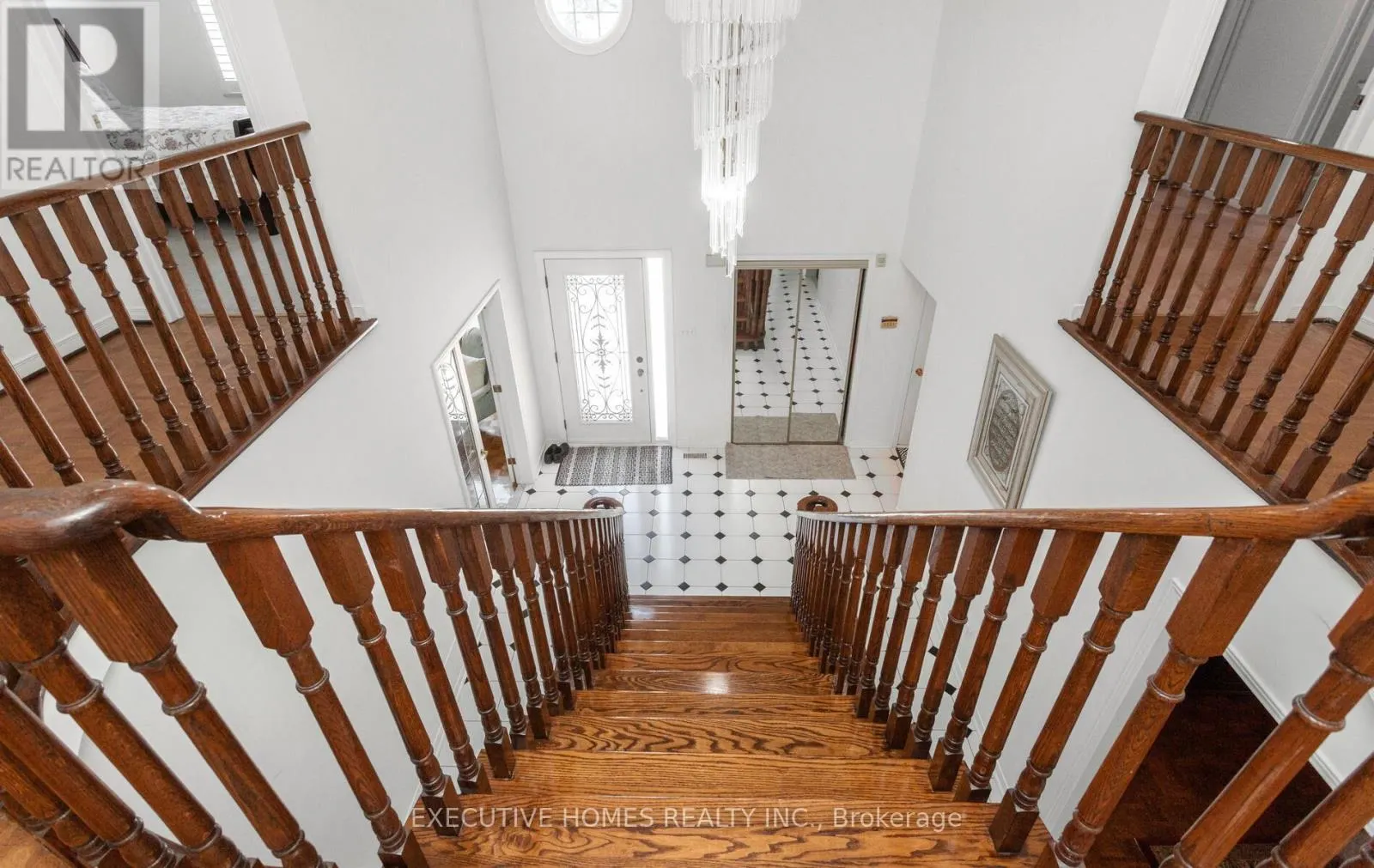 5489 GLEN ERIN DRIVE