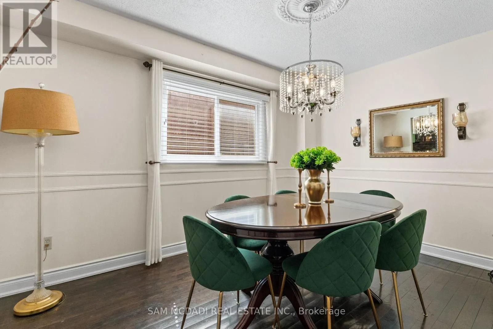 100 CASTLEHILL ROAD