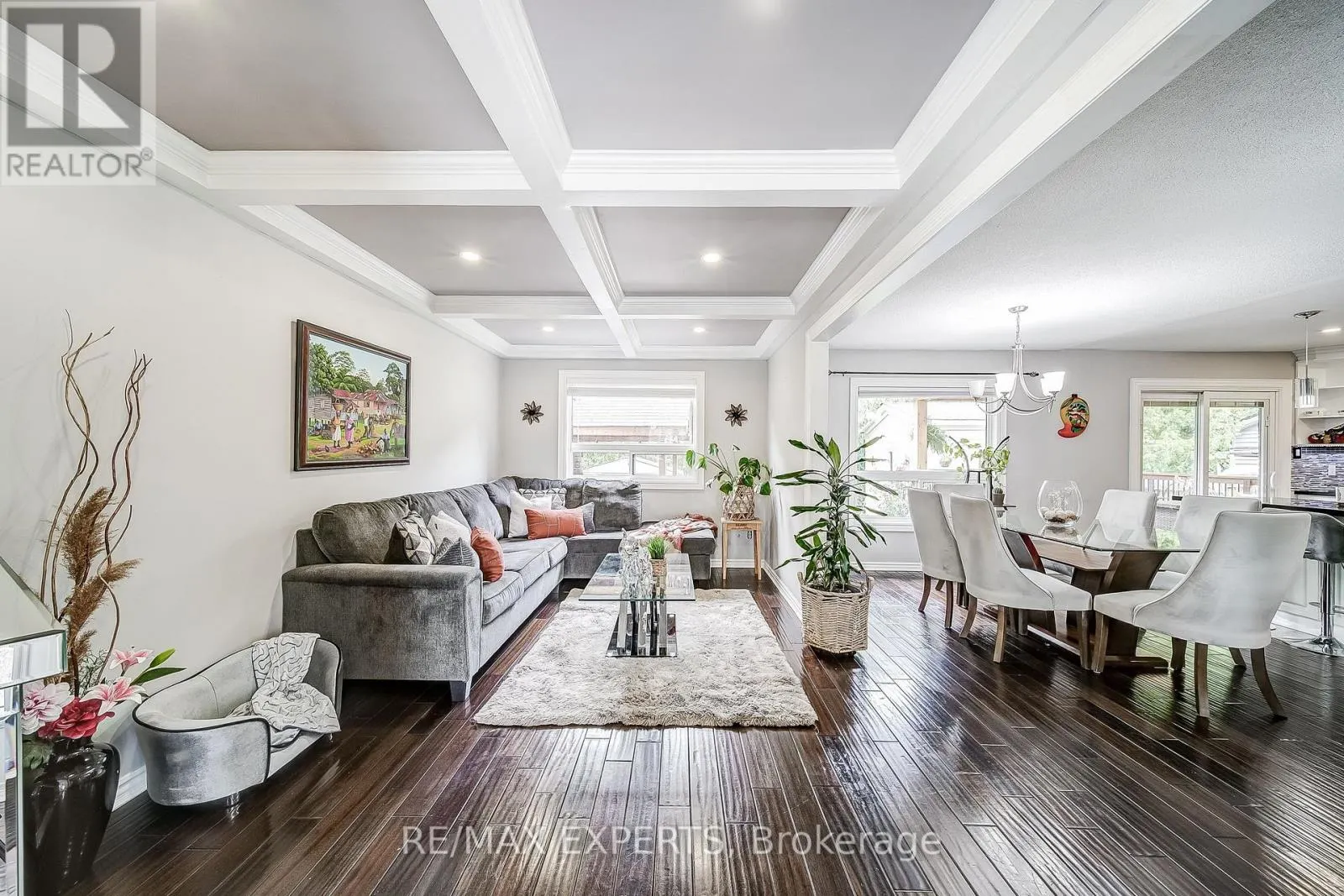 31 SHALOM CRESCENT