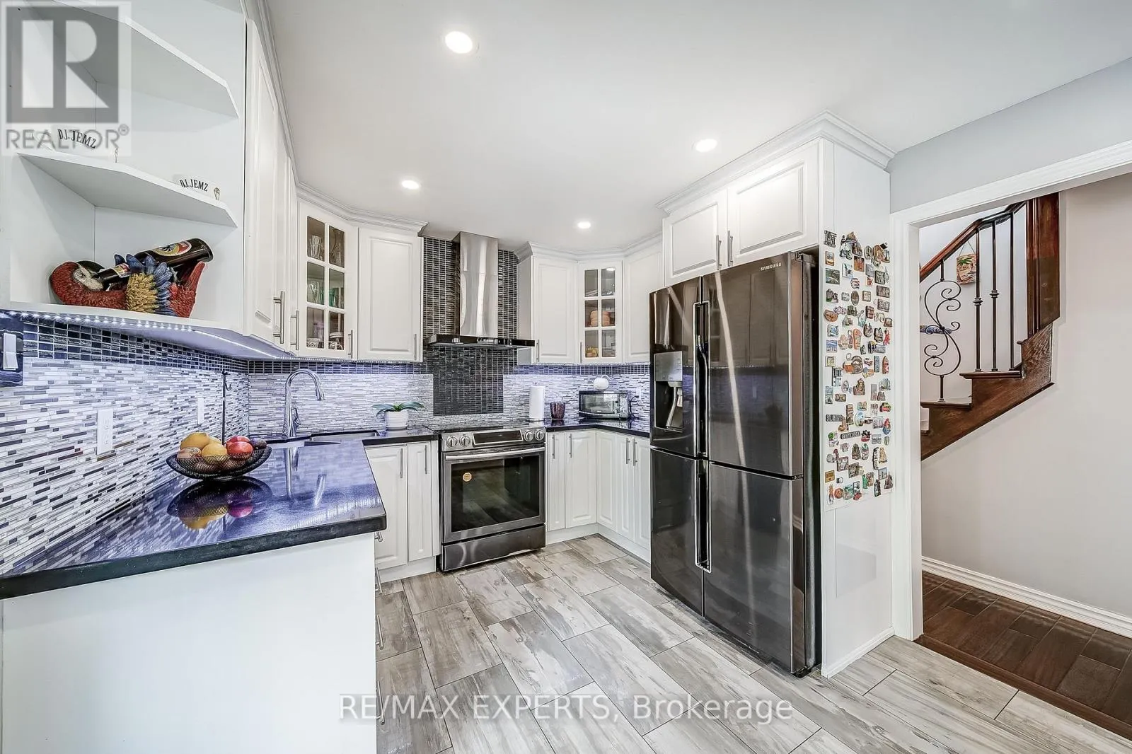 31 SHALOM CRESCENT