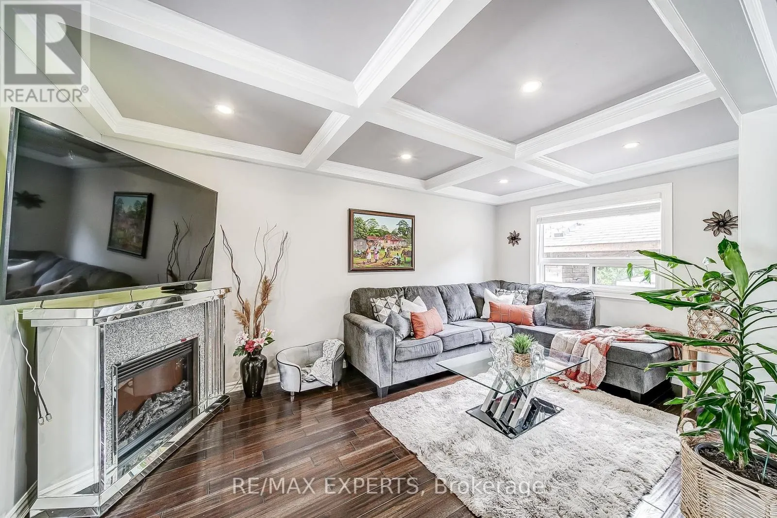 31 SHALOM CRESCENT