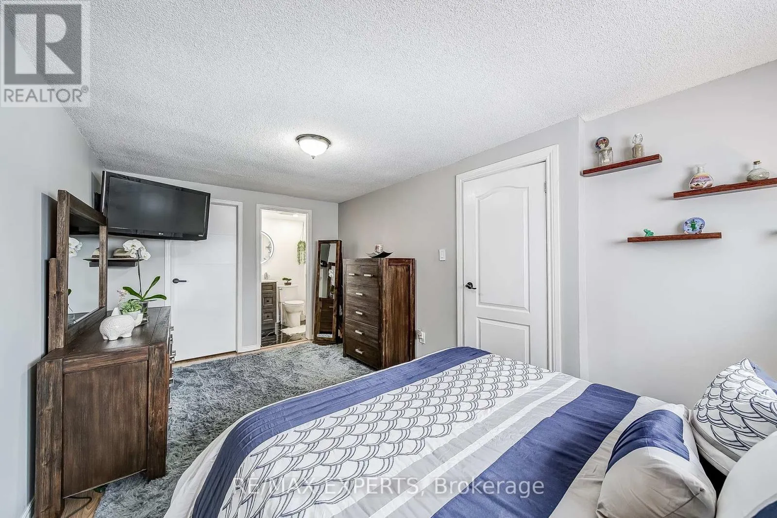 31 SHALOM CRESCENT