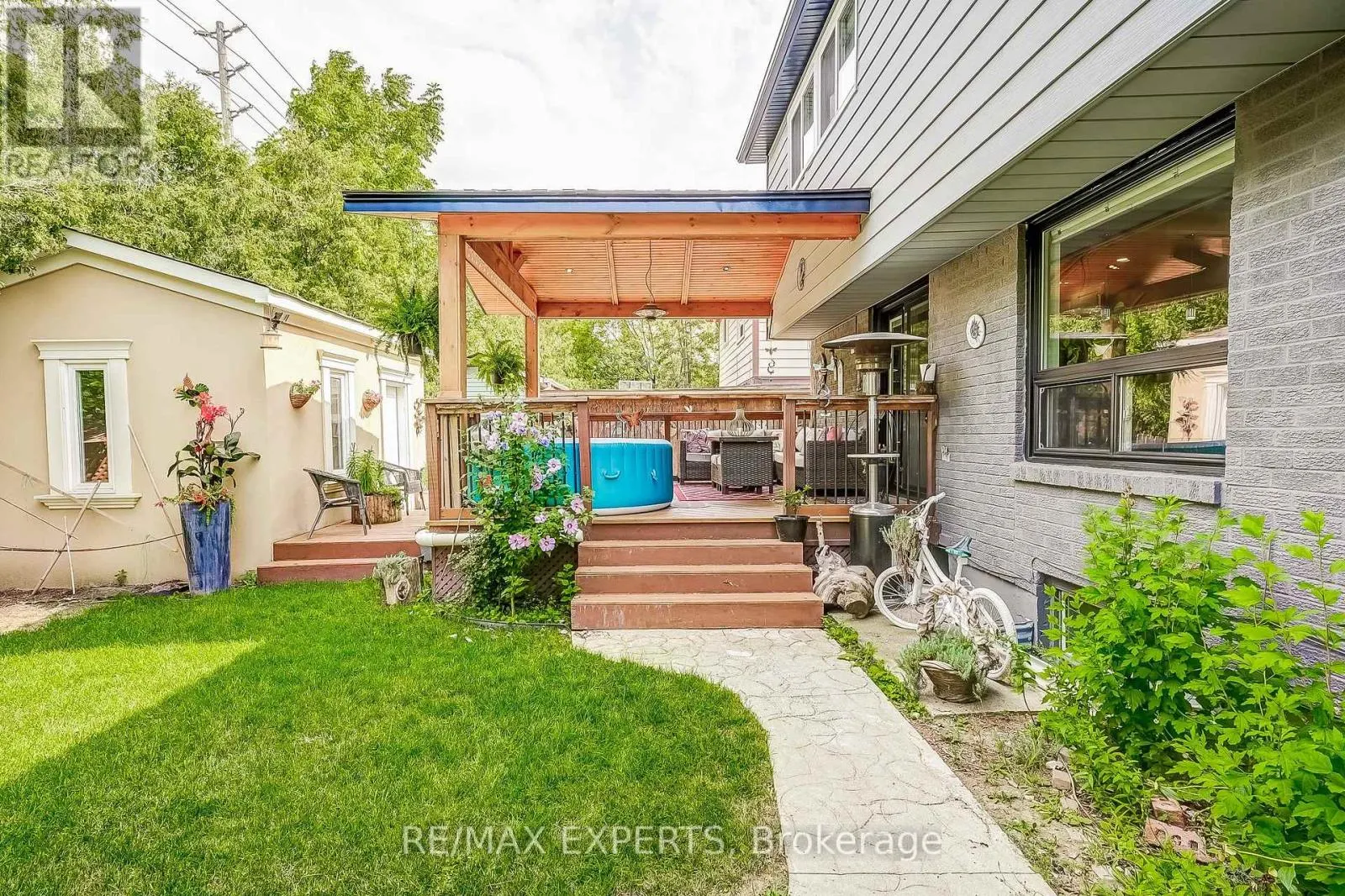 31 SHALOM CRESCENT