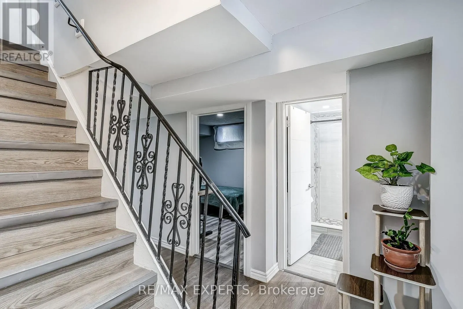 31 SHALOM CRESCENT
