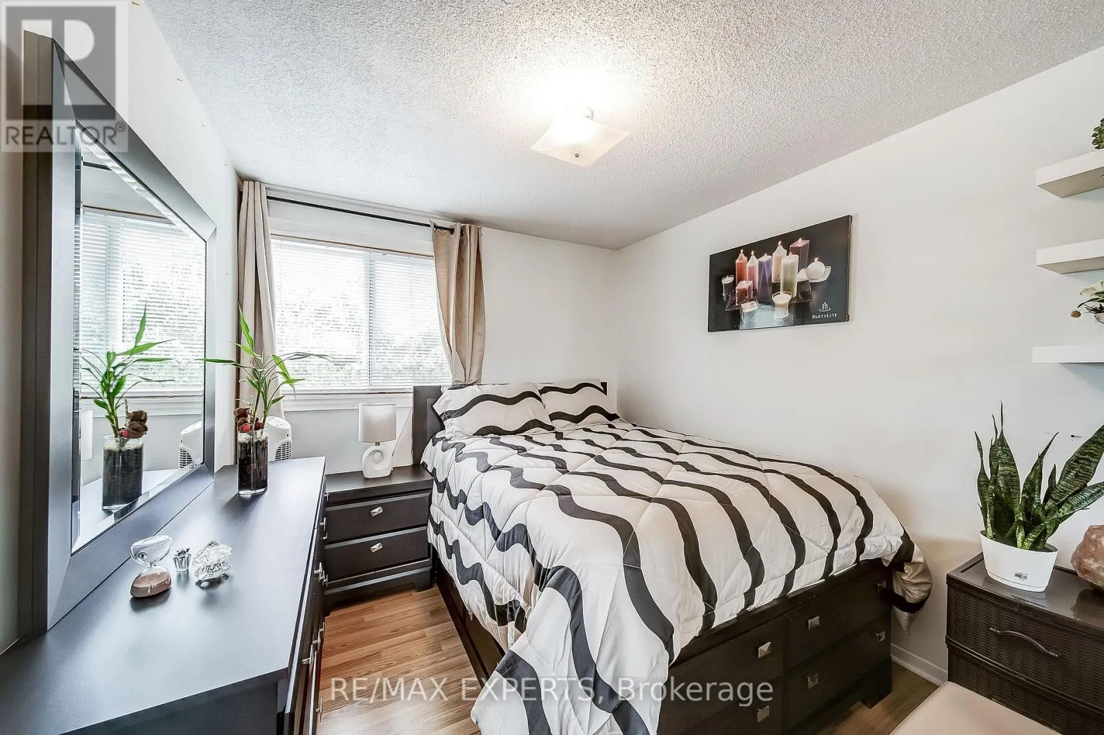 31 SHALOM CRESCENT