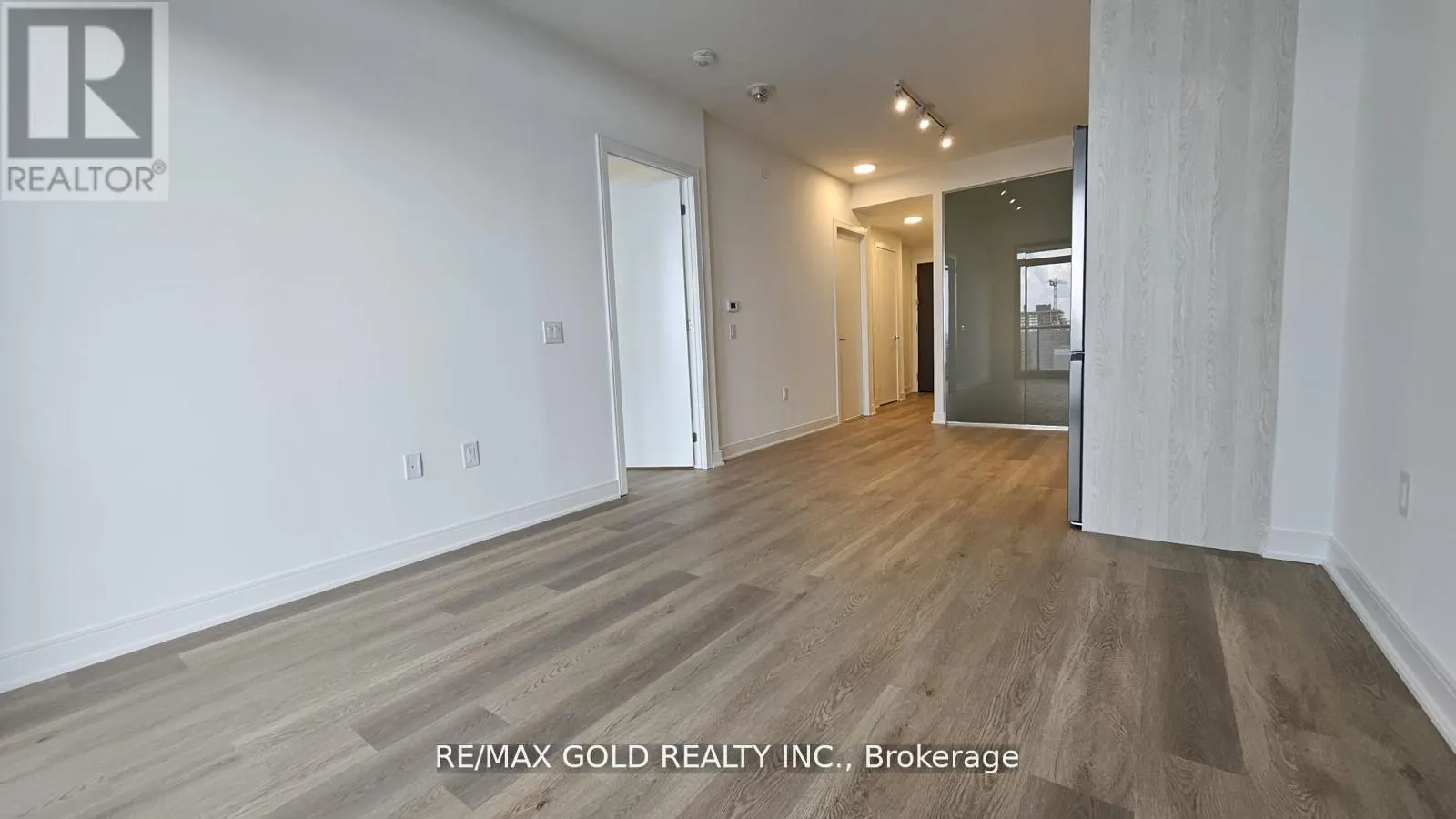 1319 - 86 DUNDAS STREET E