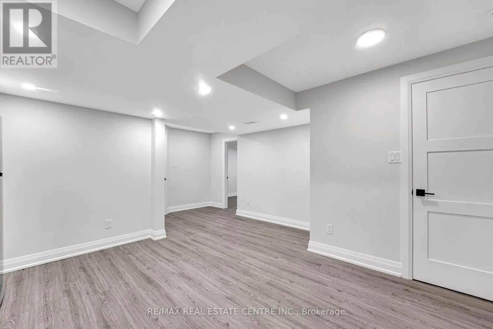 28 FALLHARVEST AVENUE