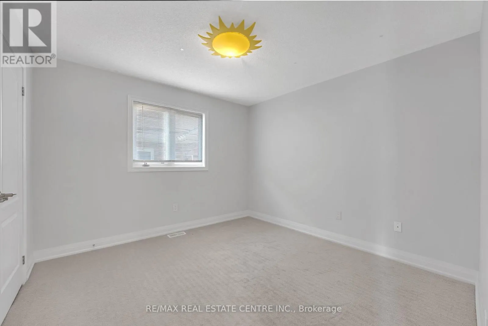 28 FALLHARVEST AVENUE