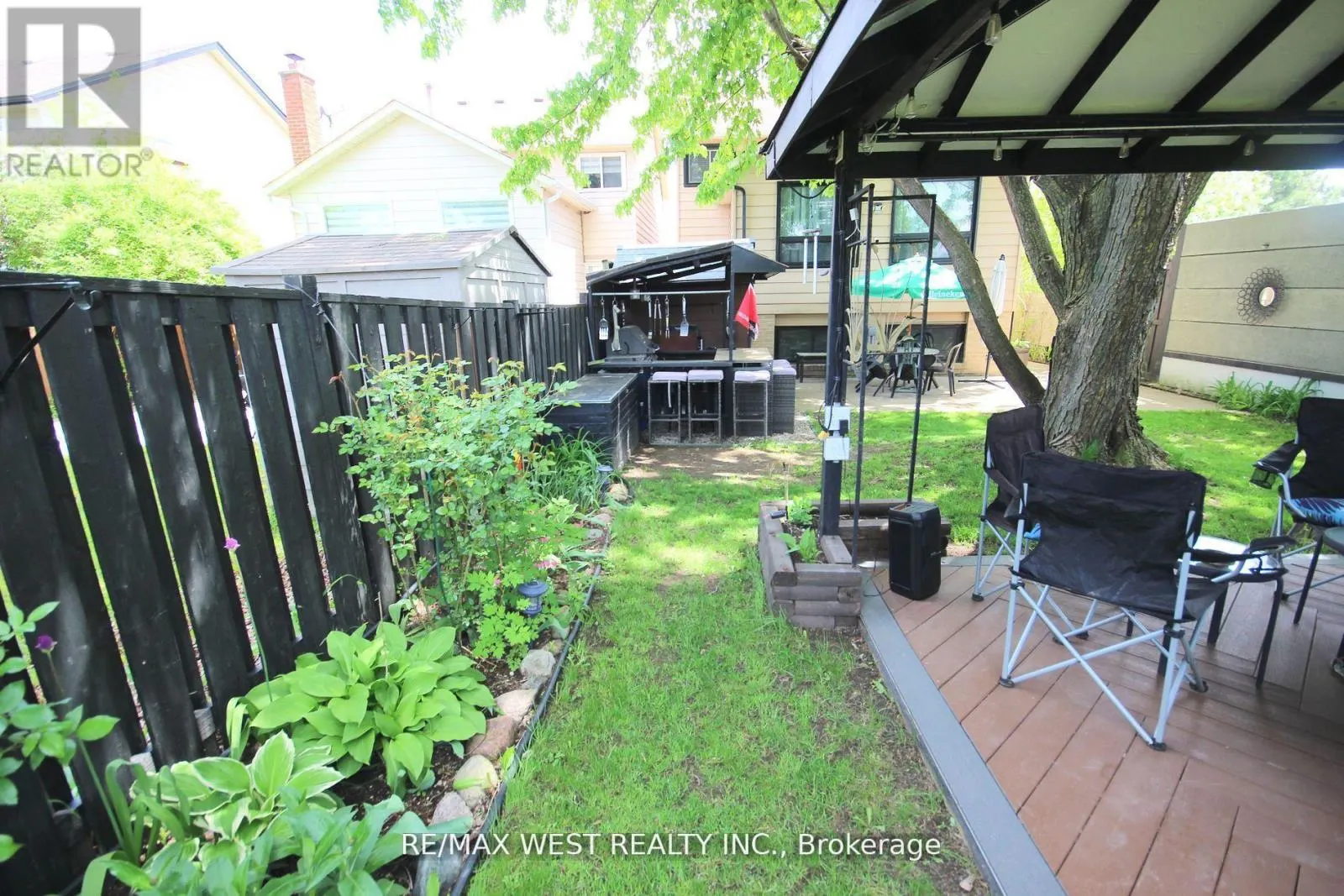 425 HANSEN ROAD N