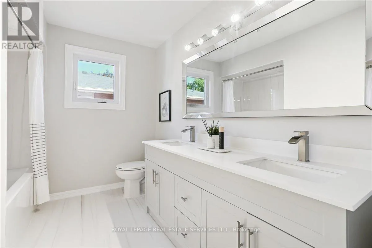 1154 BEECHGROVE CRESCENT