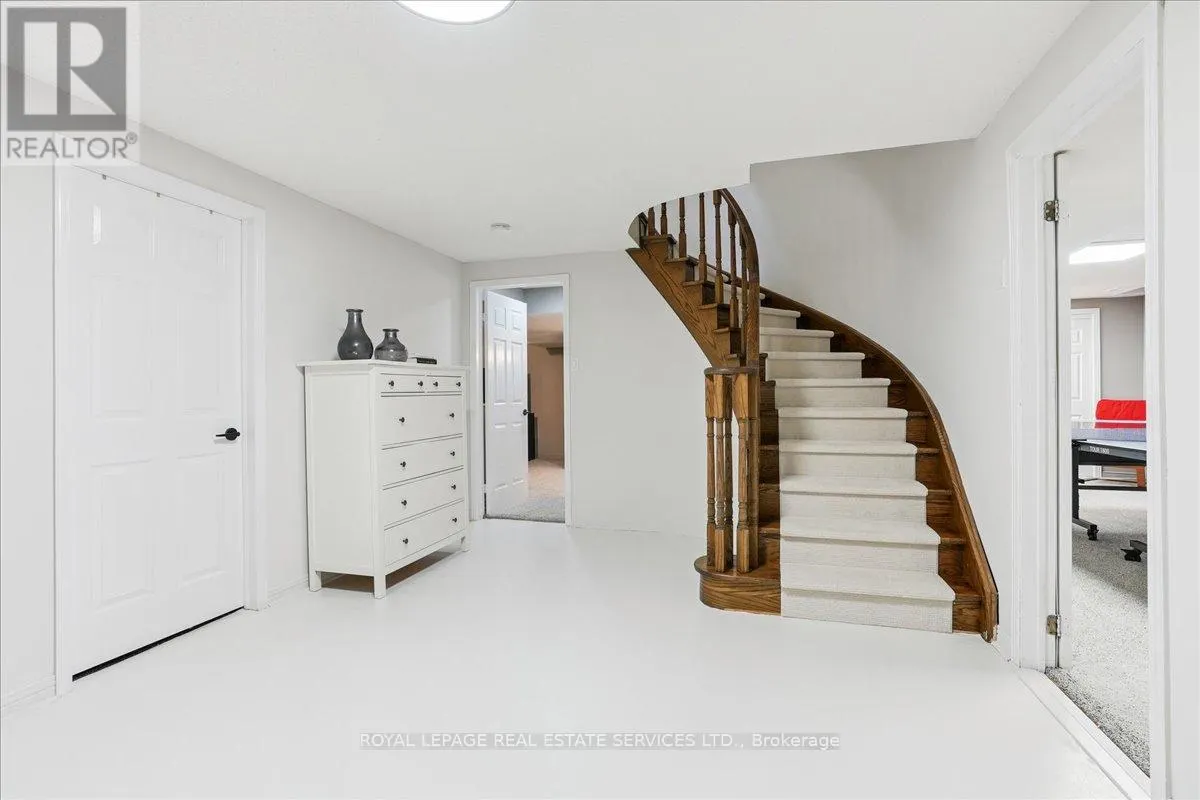 1154 BEECHGROVE CRESCENT