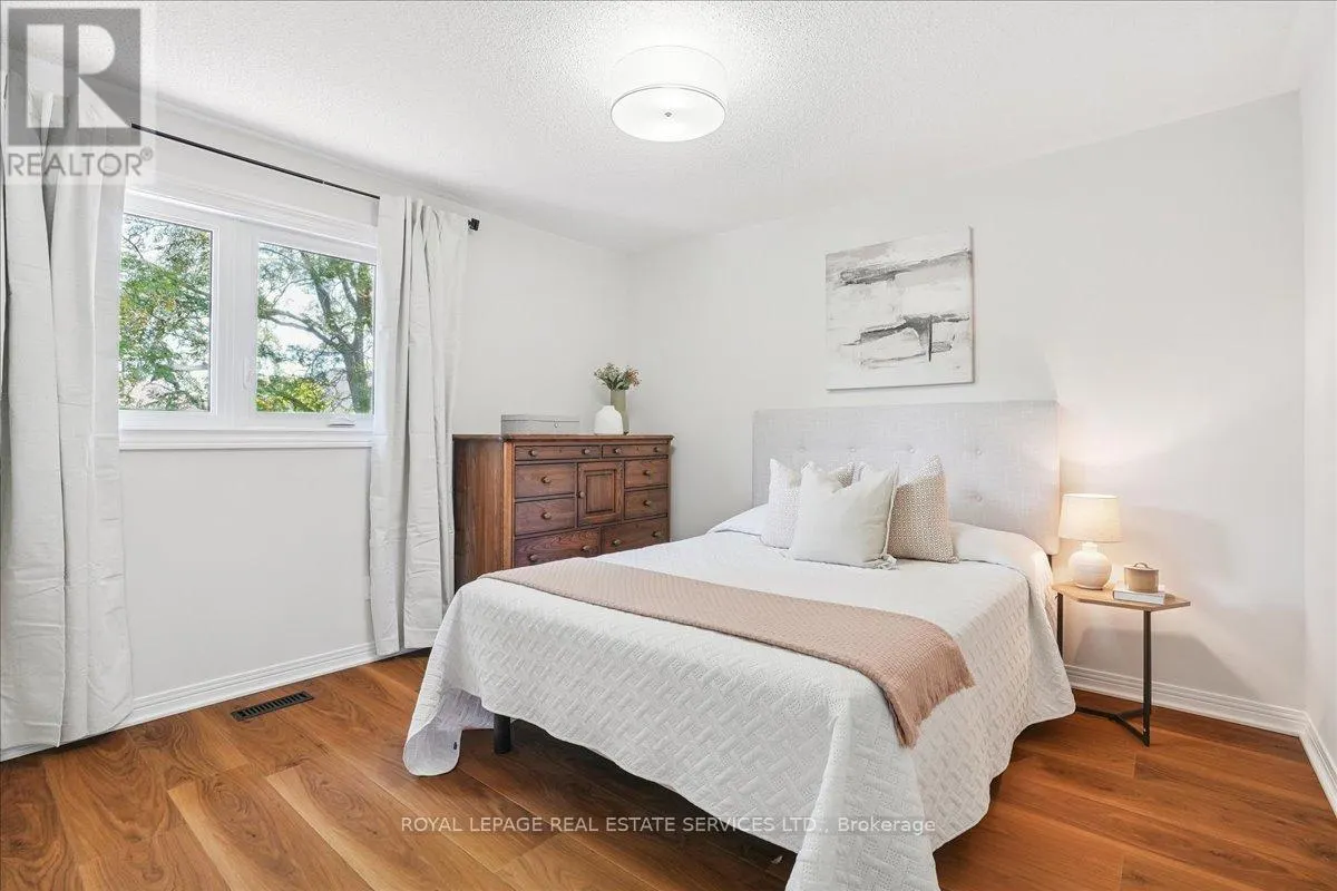 1154 BEECHGROVE CRESCENT