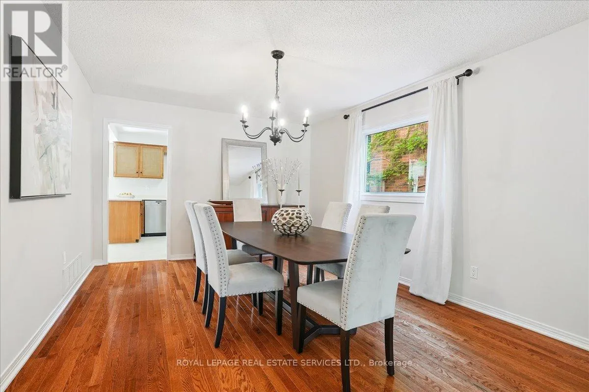 1154 BEECHGROVE CRESCENT