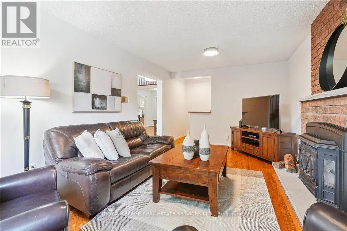 1154 BEECHGROVE CRESCENT