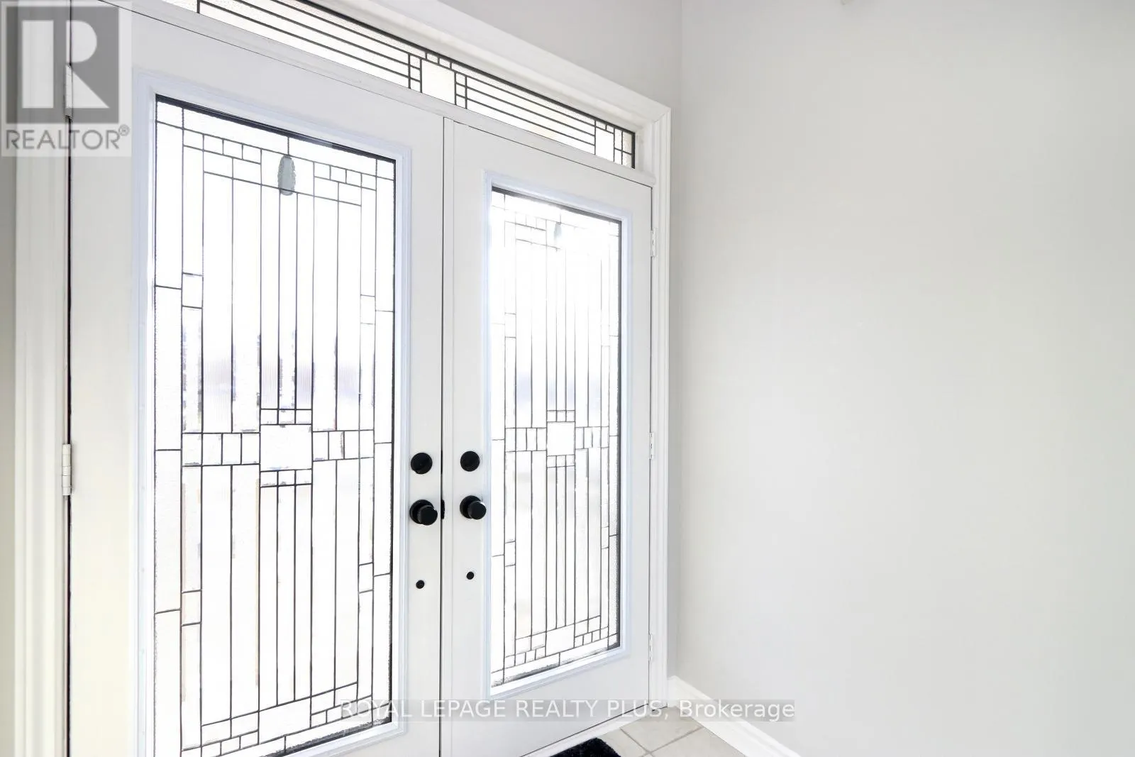 3656 TWINMAPLE DRIVE