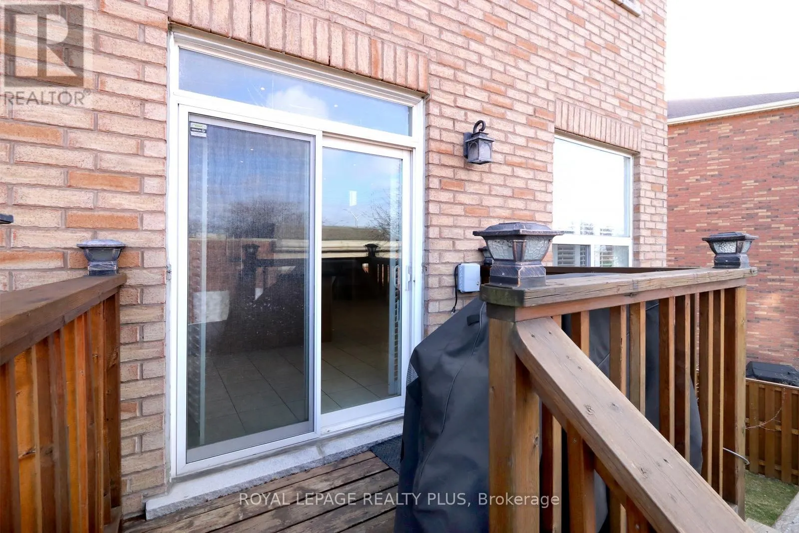 3656 TWINMAPLE DRIVE