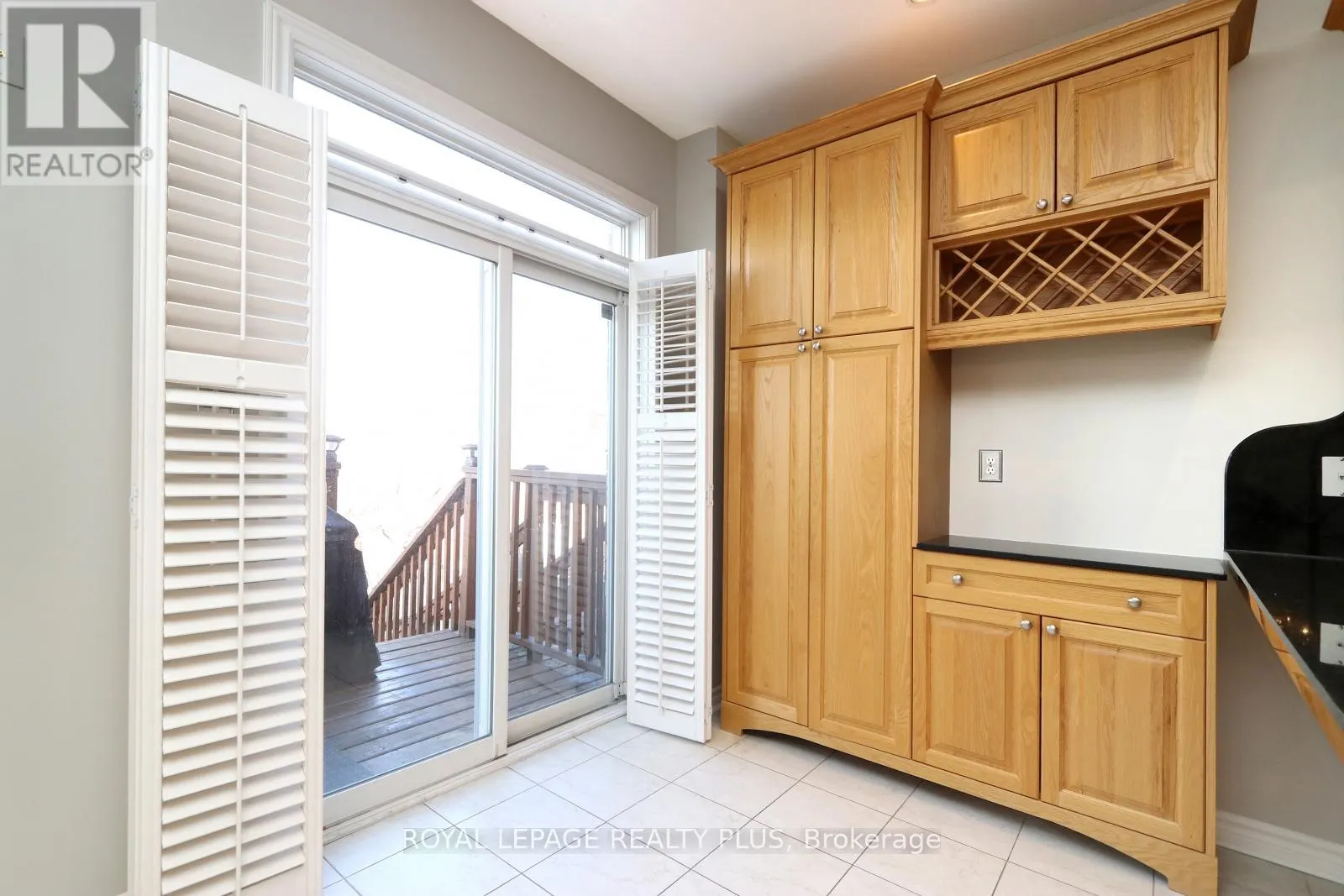 3656 TWINMAPLE DRIVE