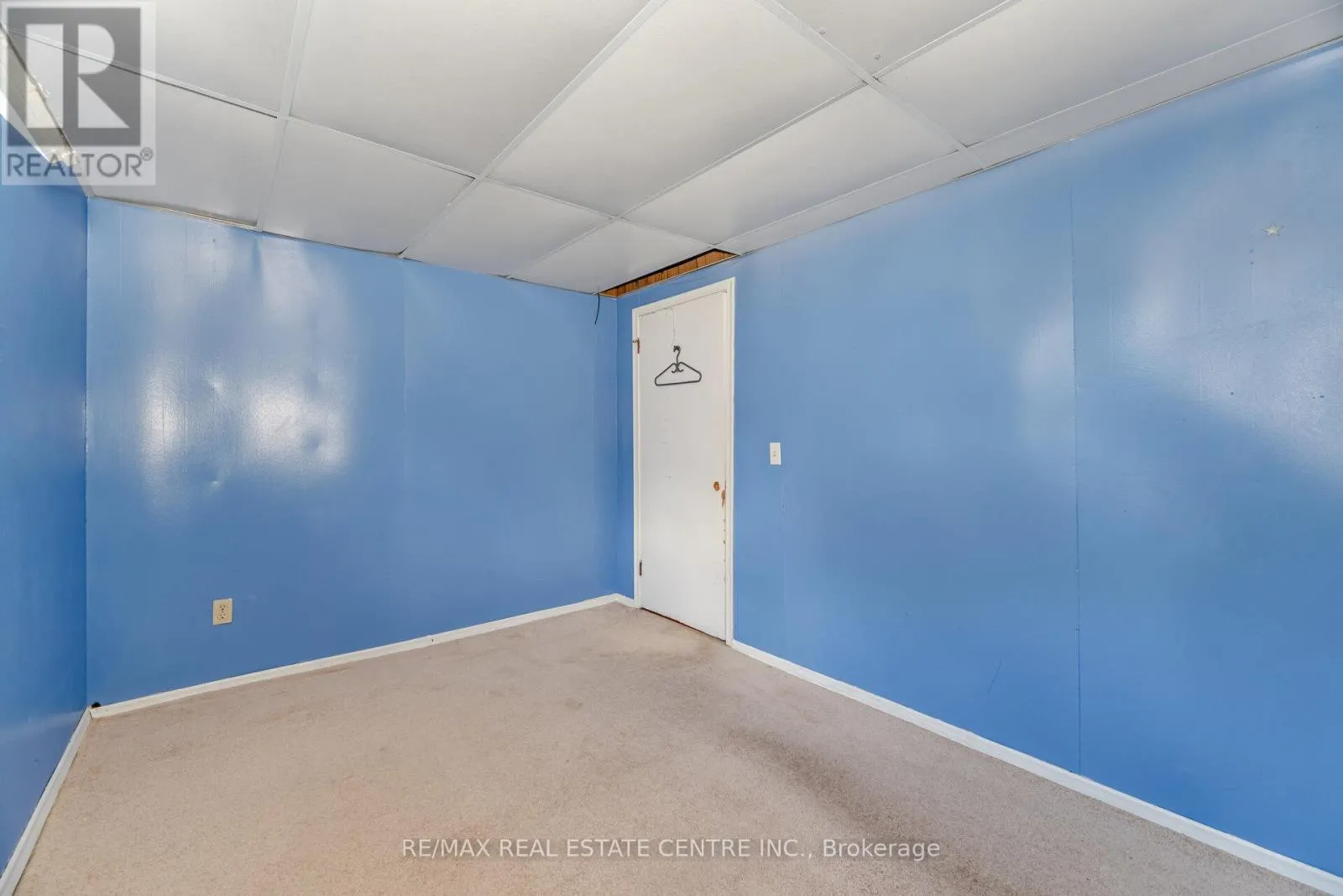 1048 MELTON DRIVE