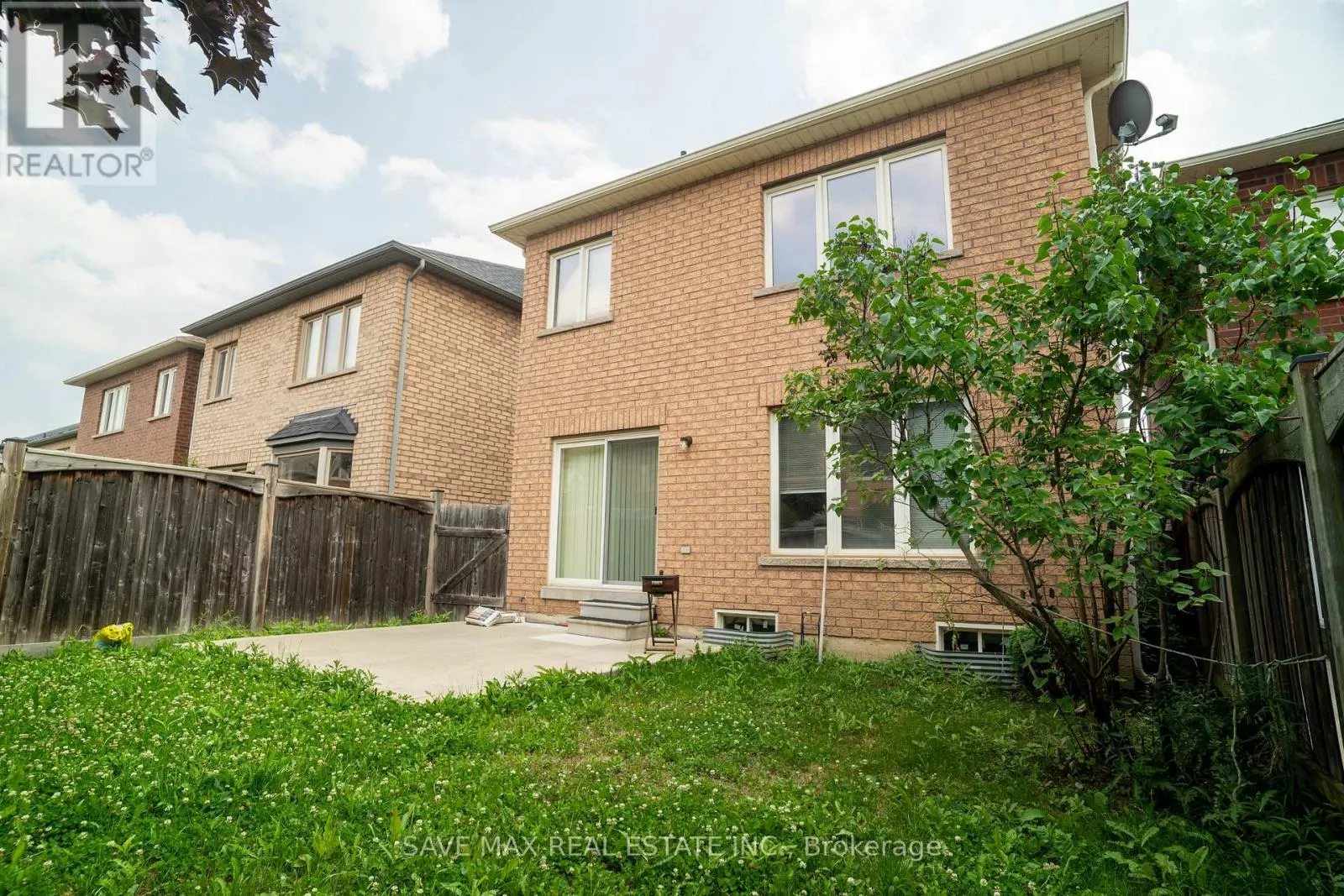 133 WESTON DRIVE S