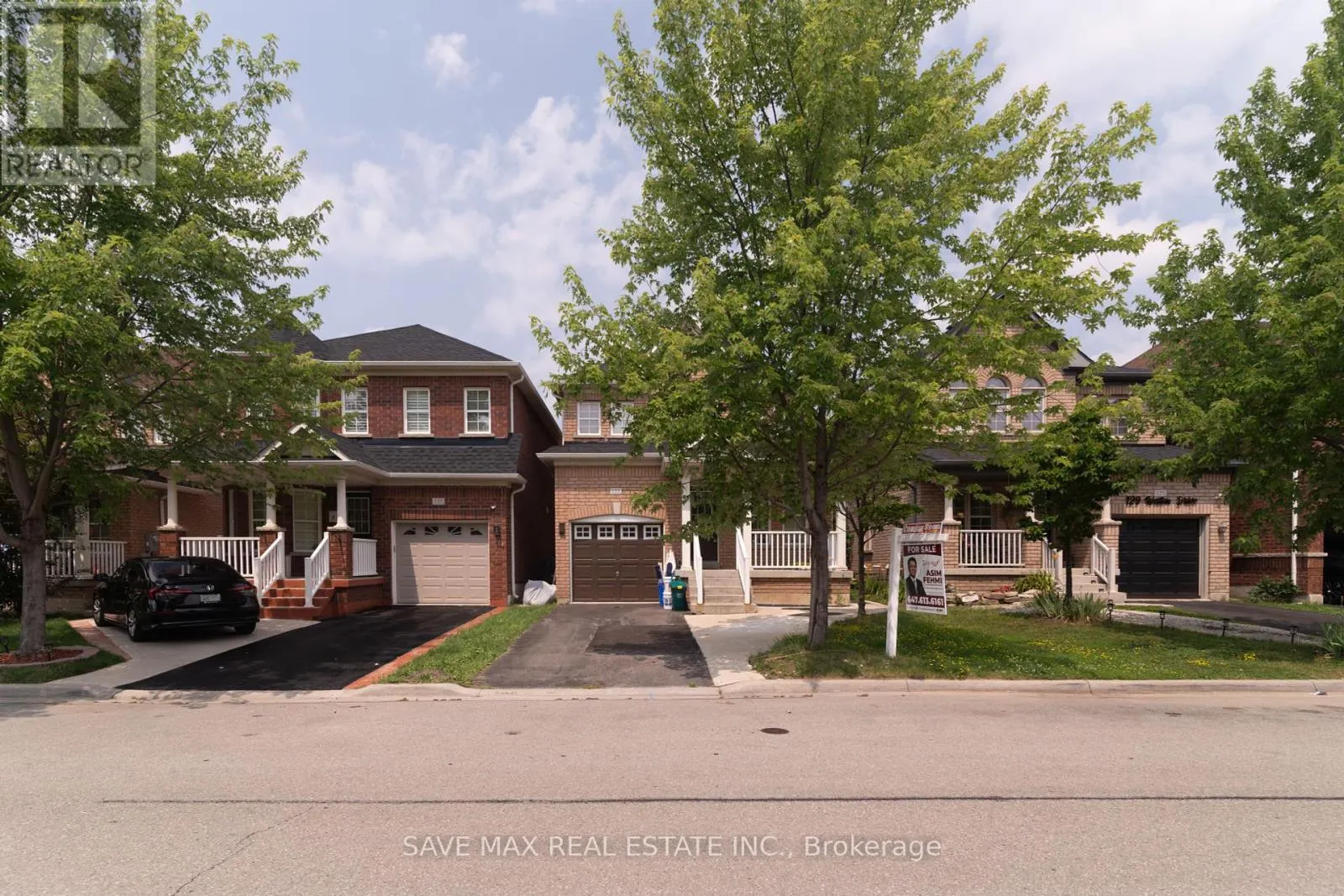 133 WESTON DRIVE S