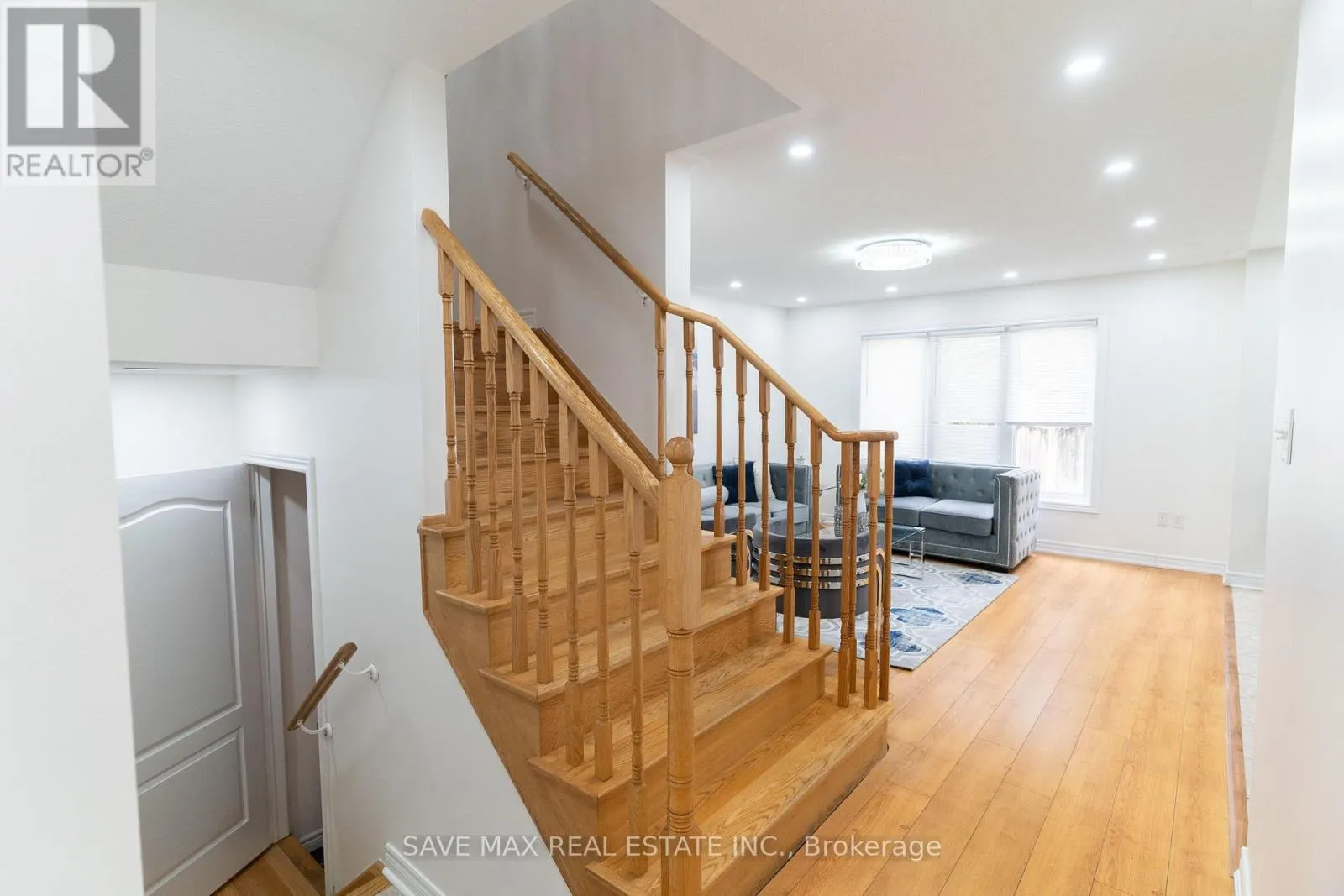 133 WESTON DRIVE S