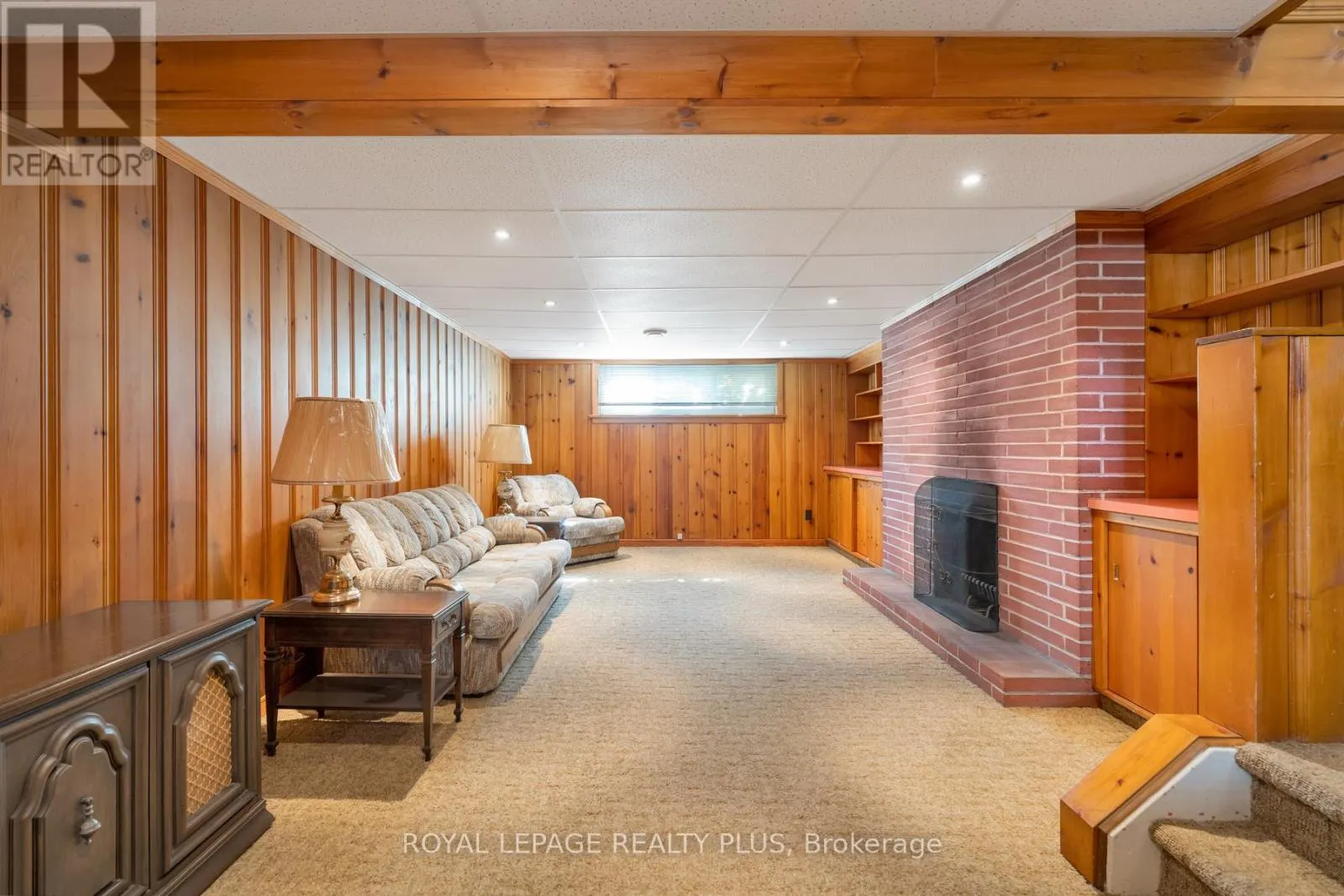 1509 KENNETH DRIVE
