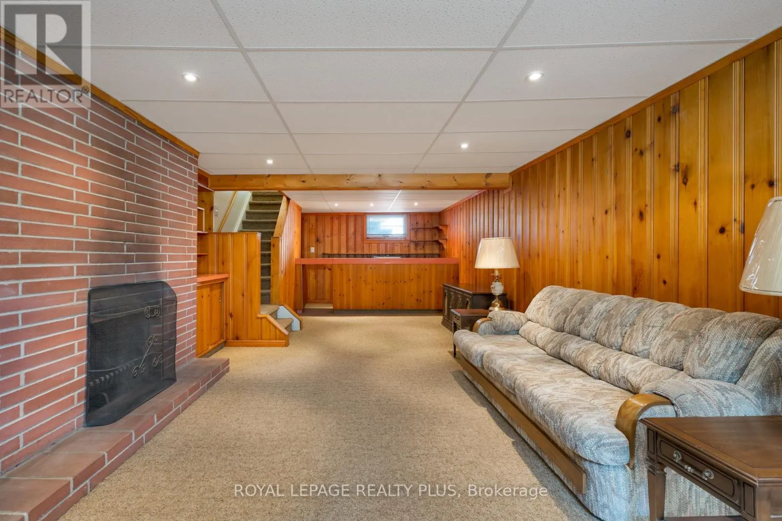 1509 KENNETH DRIVE