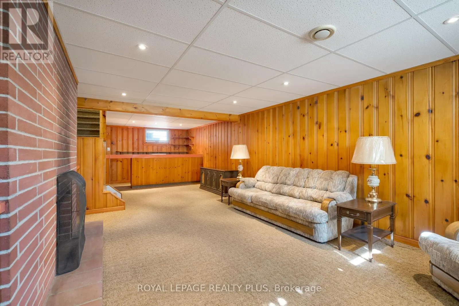 1509 KENNETH DRIVE