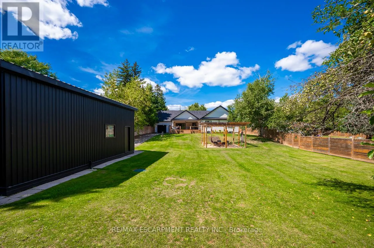 2560 2 SIDE ROAD