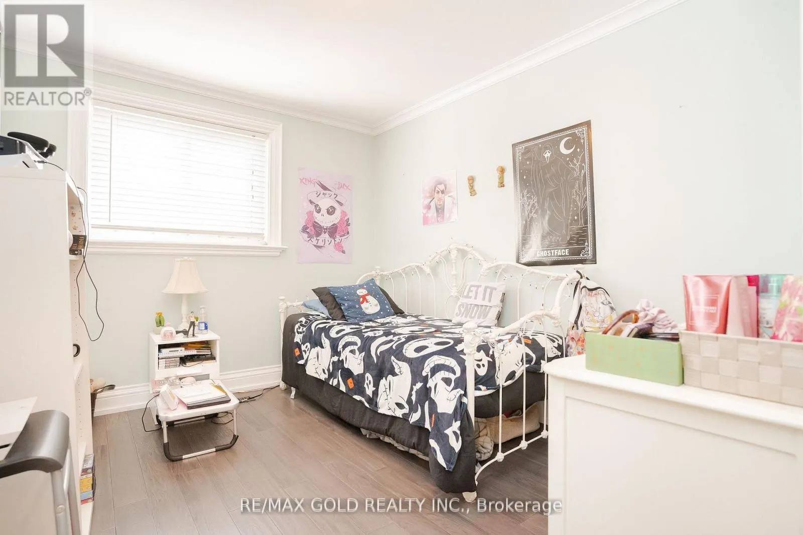 15 CASTLEMORE DRIVE