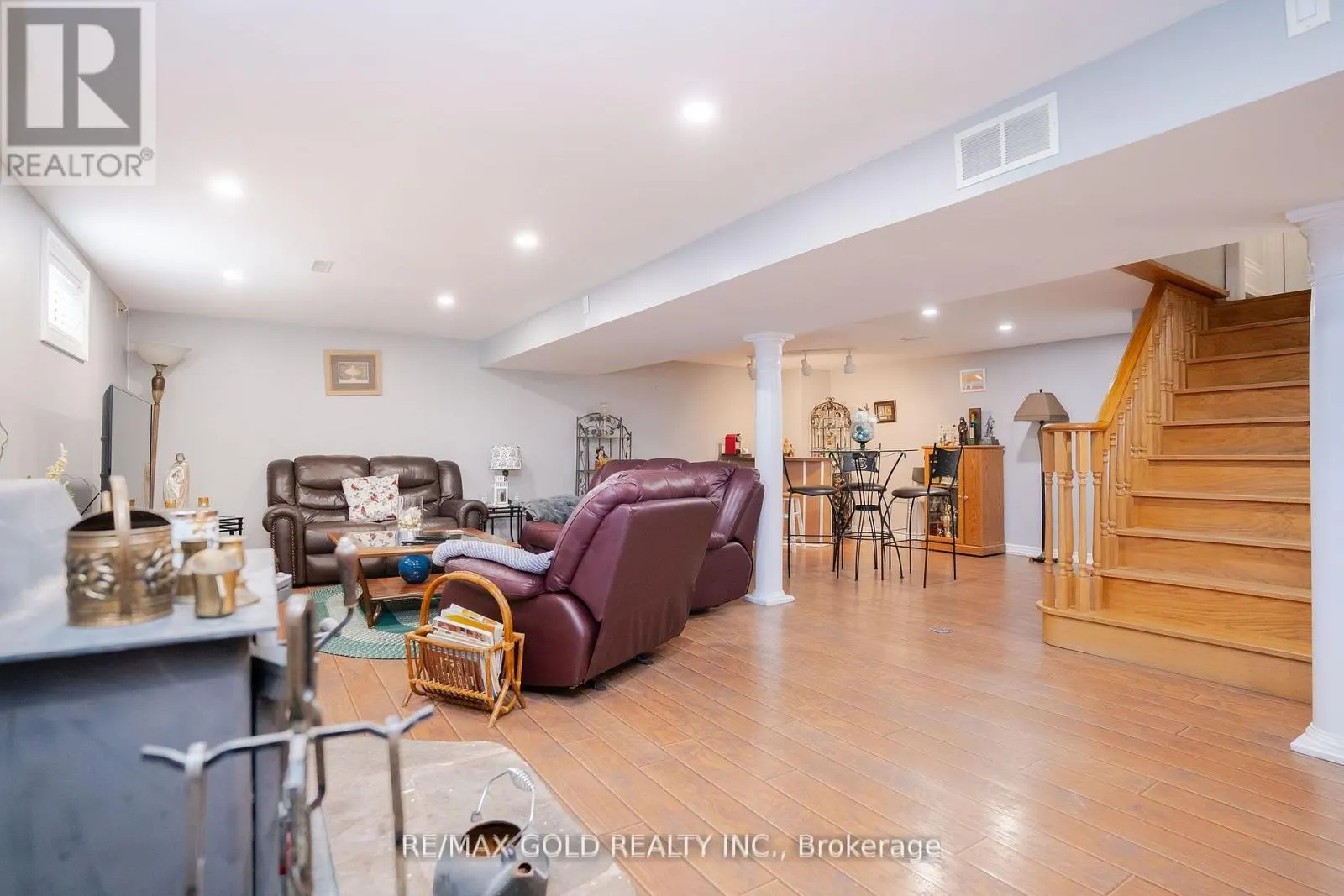15 CASTLEMORE DRIVE