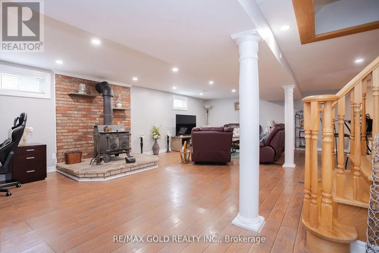 15 CASTLEMORE DRIVE