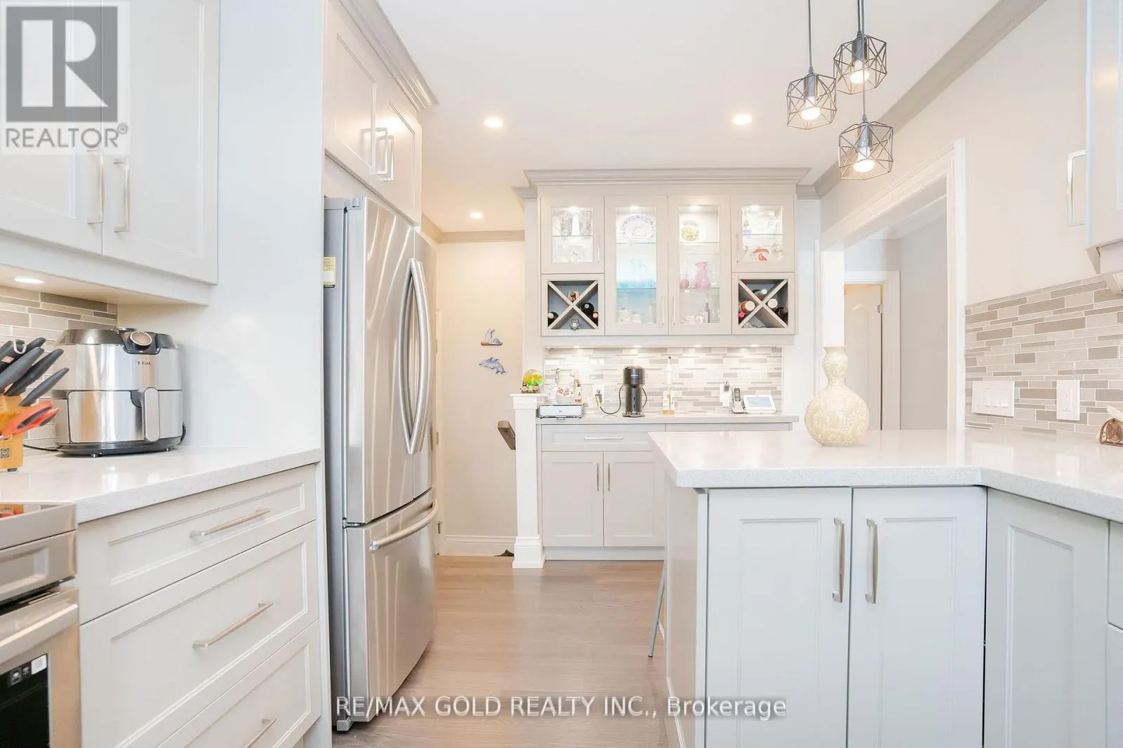 15 CASTLEMORE DRIVE
