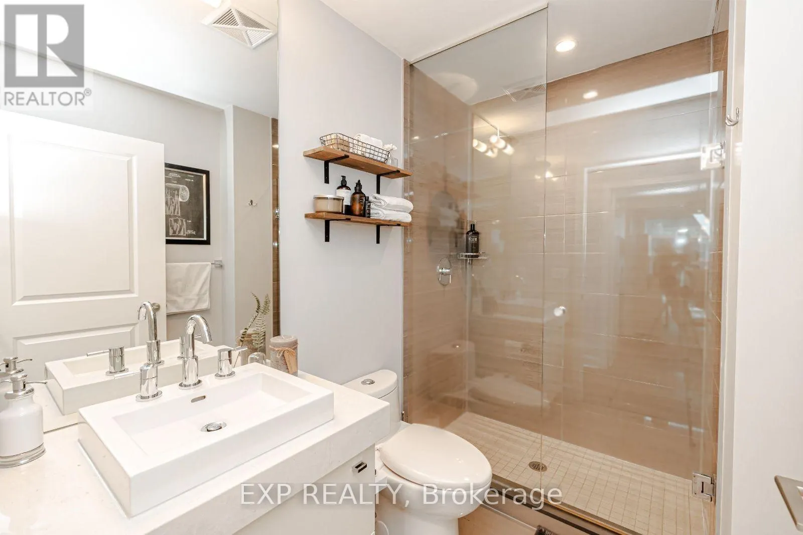 1503 - 33 SHORE BREEZE DRIVE