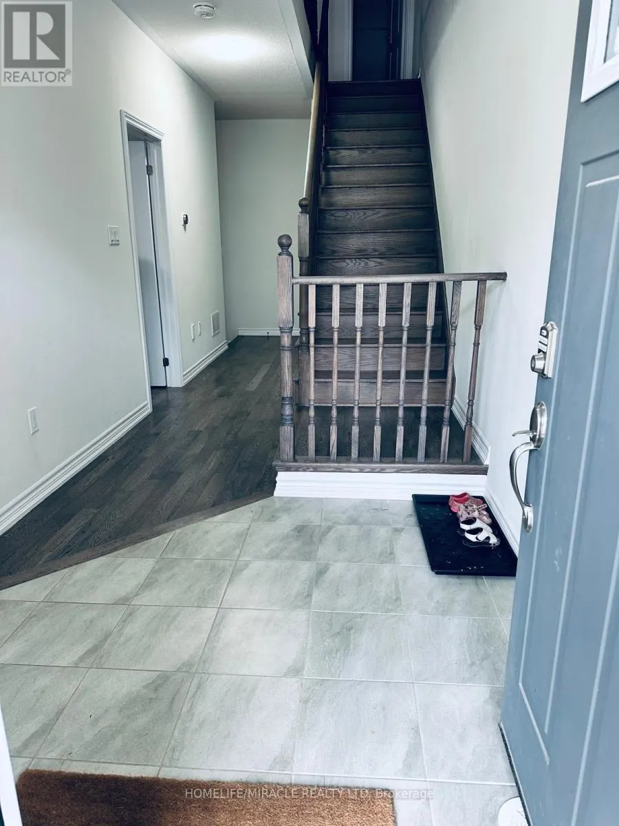 18 PETCH AVENUE