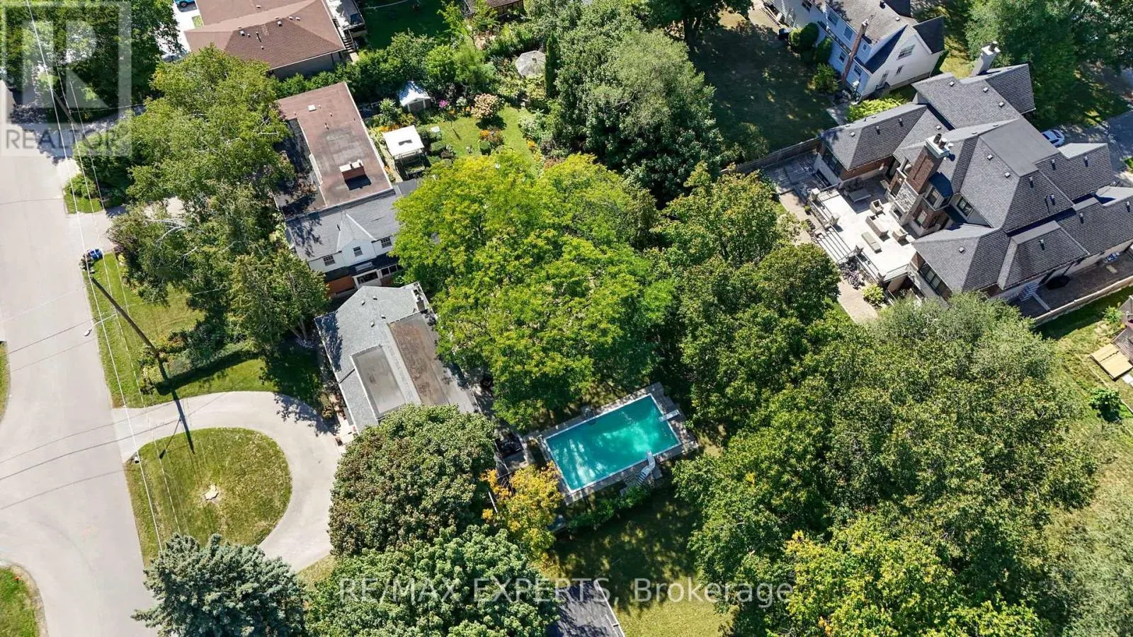 20 HAVENRIDGE DRIVE