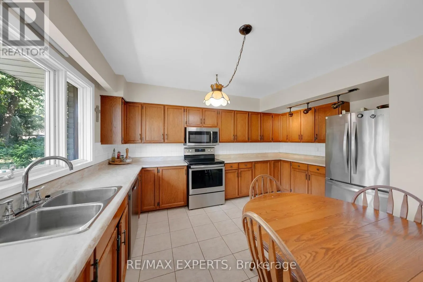 20 HAVENRIDGE DRIVE