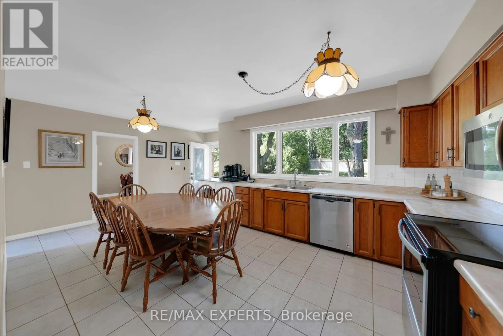 20 HAVENRIDGE DRIVE