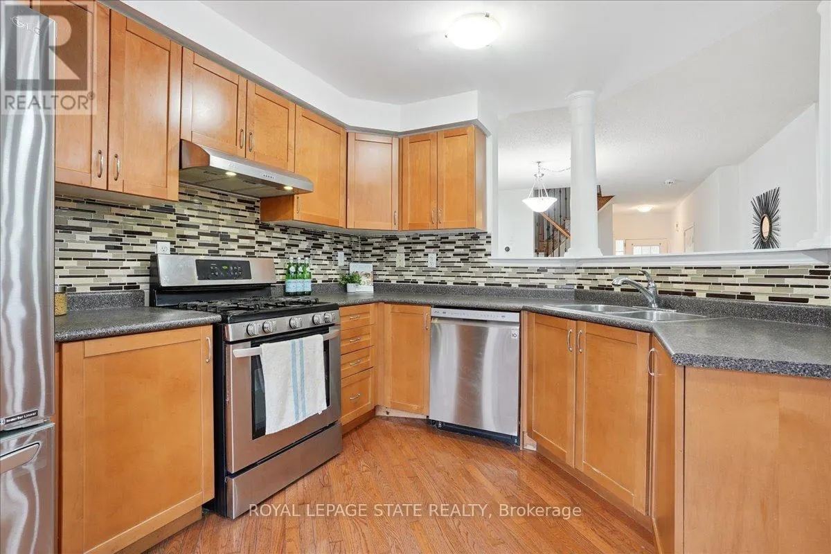 815 STARK CIRCLE