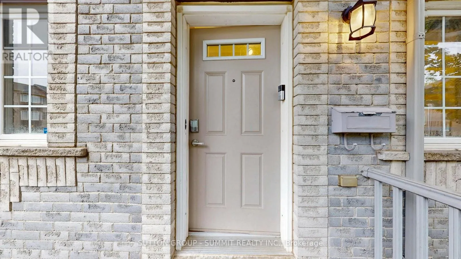 12 - 5535 GLEN ERIN DRIVE
