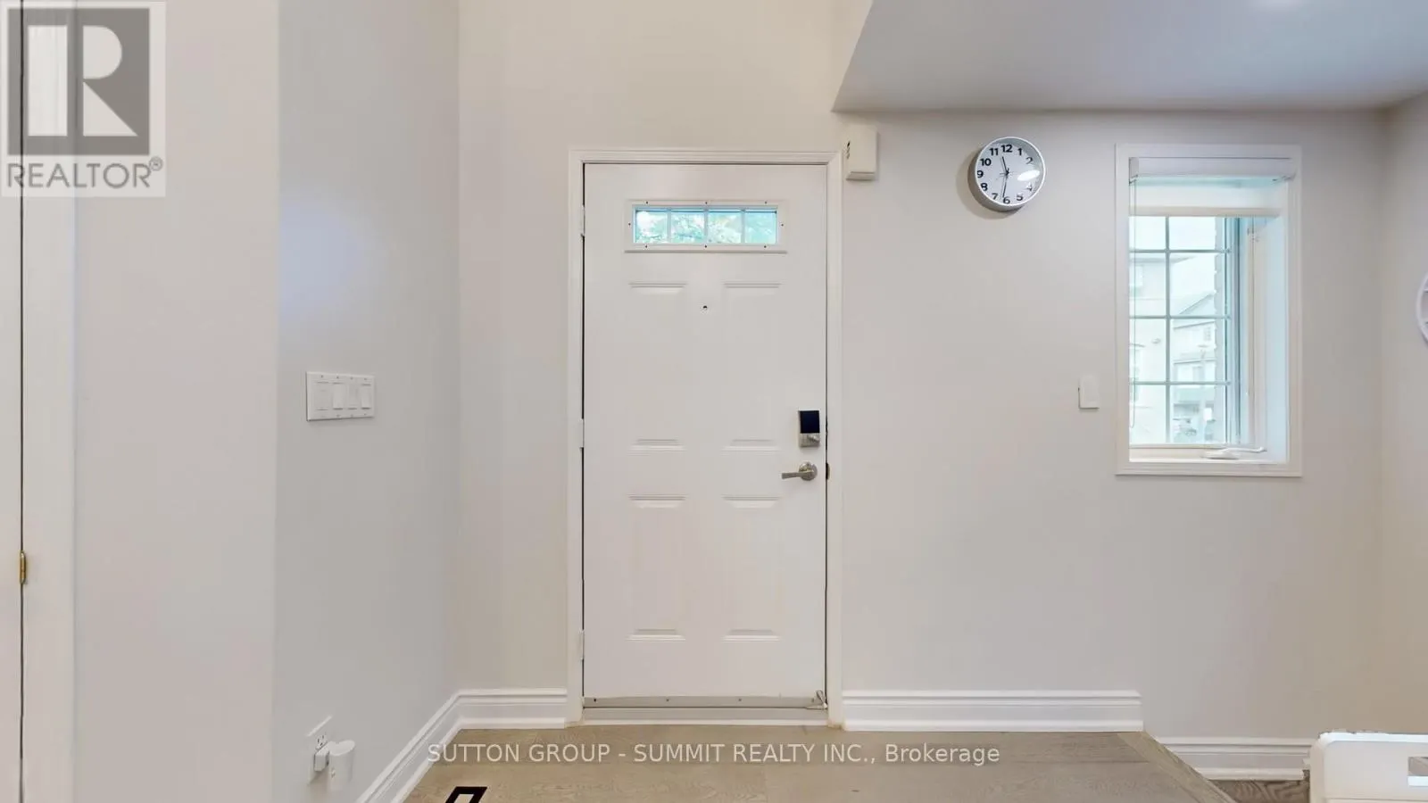 12 - 5535 GLEN ERIN DRIVE