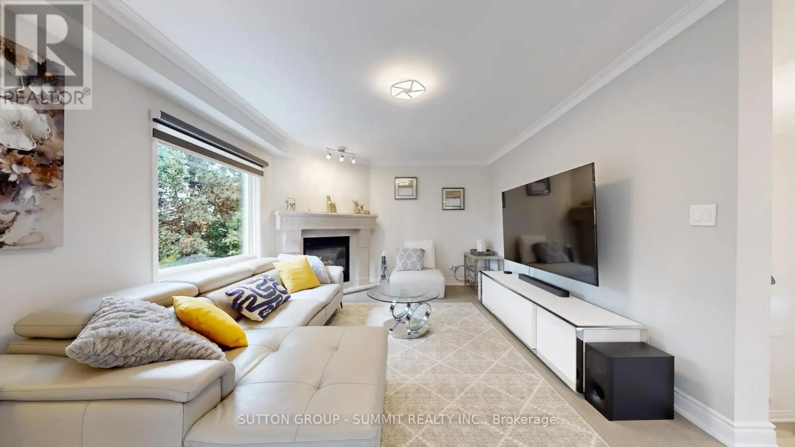 12 - 5535 GLEN ERIN DRIVE